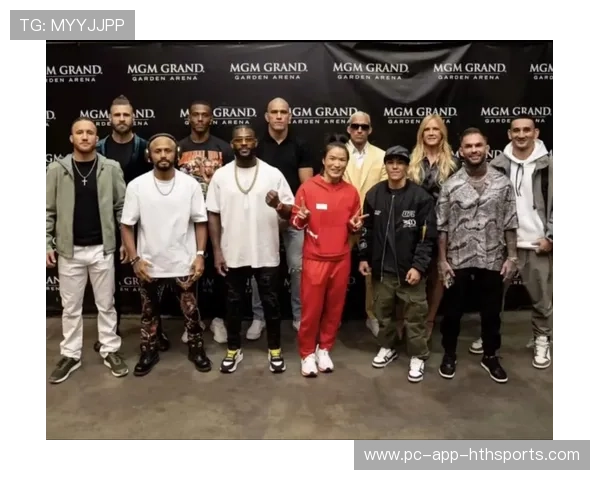 UFC奇迹瞬间：一脚让顶级选手翻滚三圈，震撼全场的瞬间揭秘