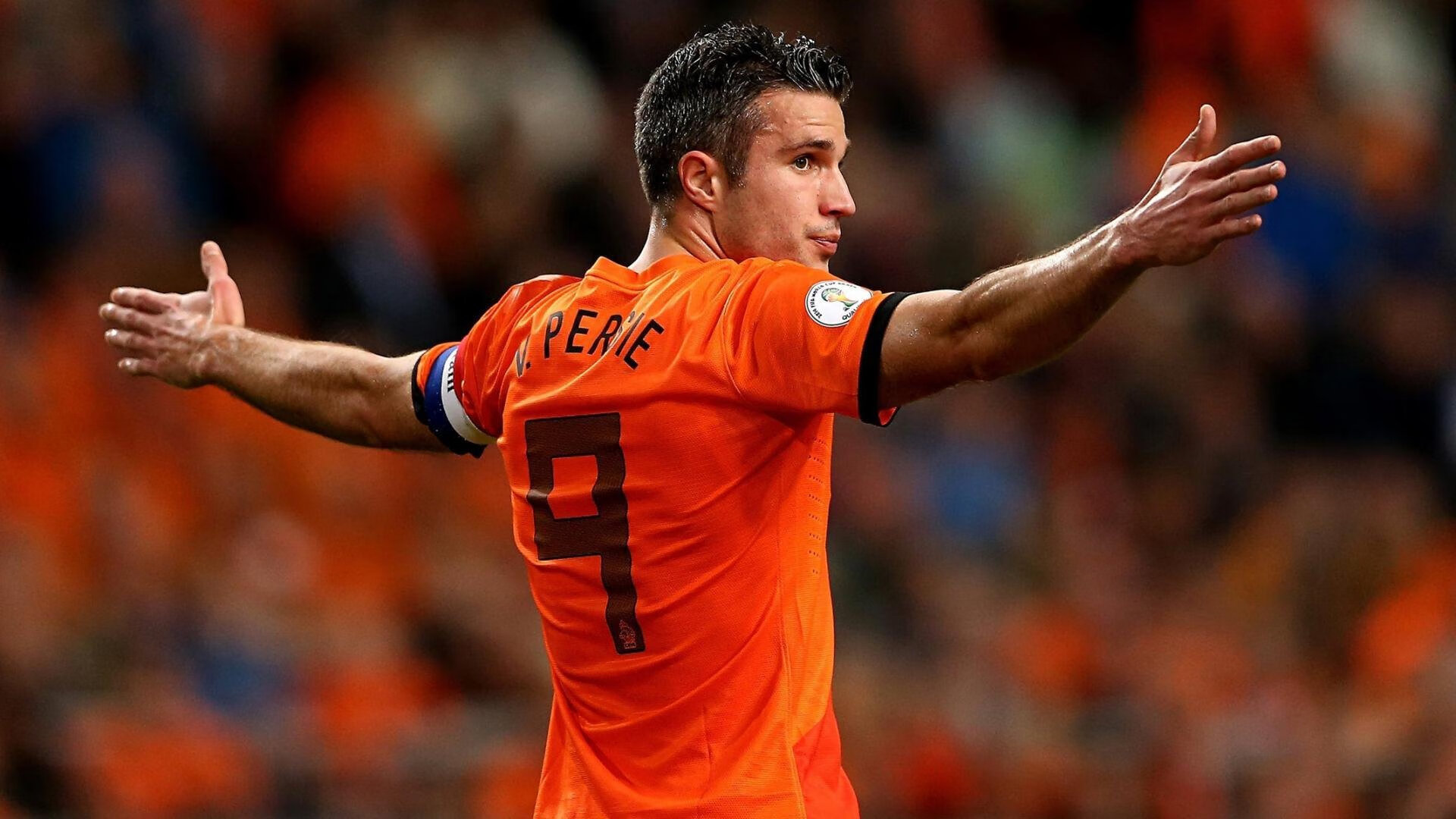 豪门球队争抢年轻天才